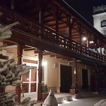 Pokoje Goscinne ”Zubr” Białowieża Esterno foto