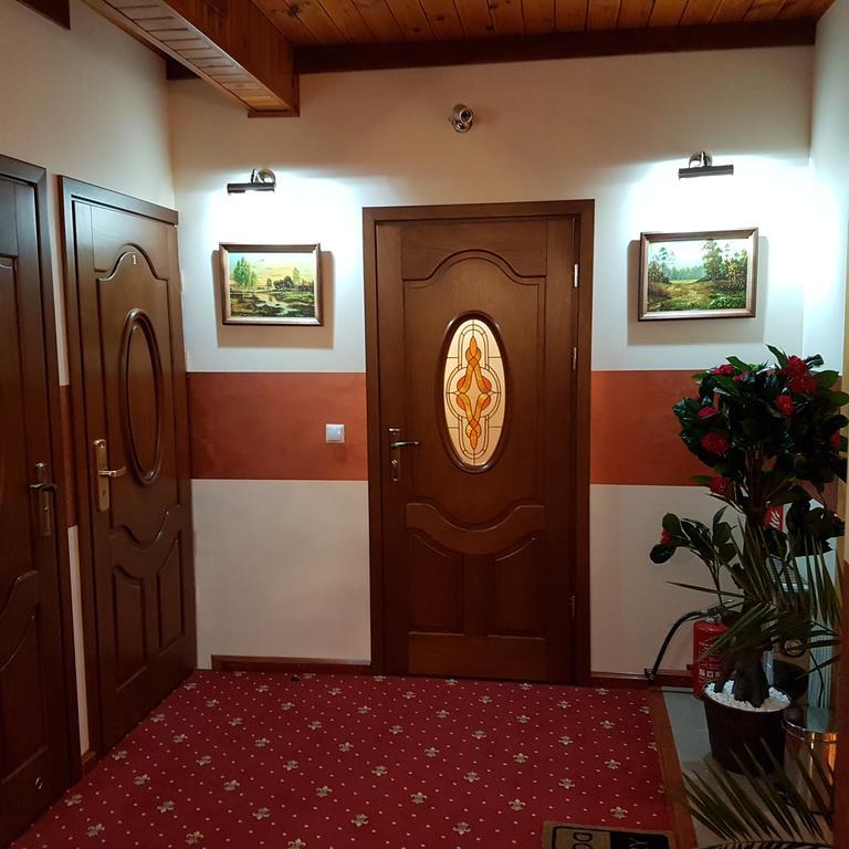 Pokoje Goscinne ”Zubr” Białowieża Esterno foto