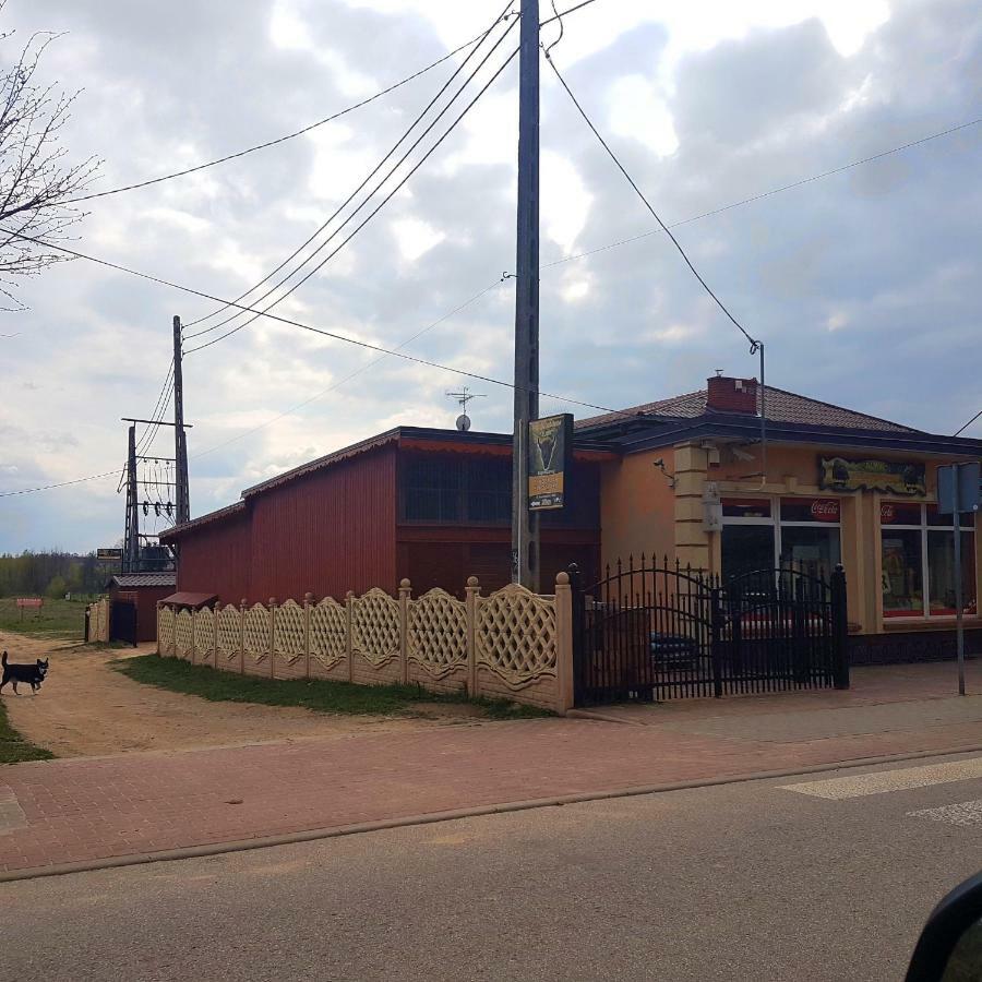 Pokoje Goscinne ”Zubr” Białowieża Esterno foto
